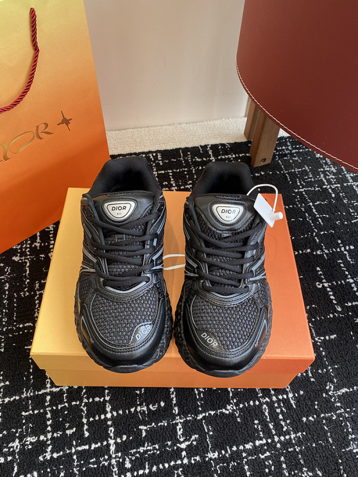 D10R SHOES B35 B35-003
