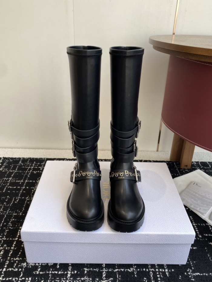 D10R Boots D897-171