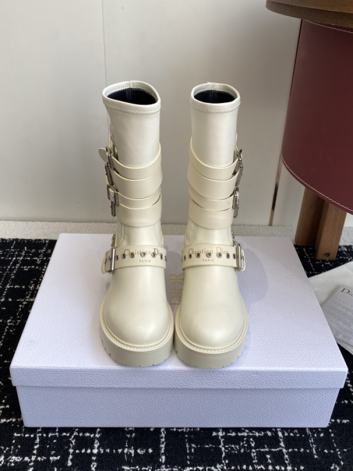 D10R Boots D897-174
