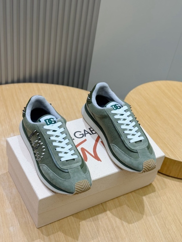 D.G. Sneakers DG210-260