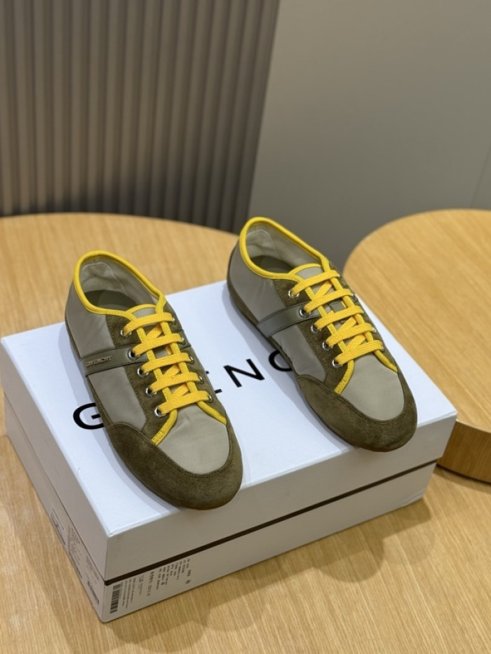 GIVEN-CHY SNEAKERS GIVEN018