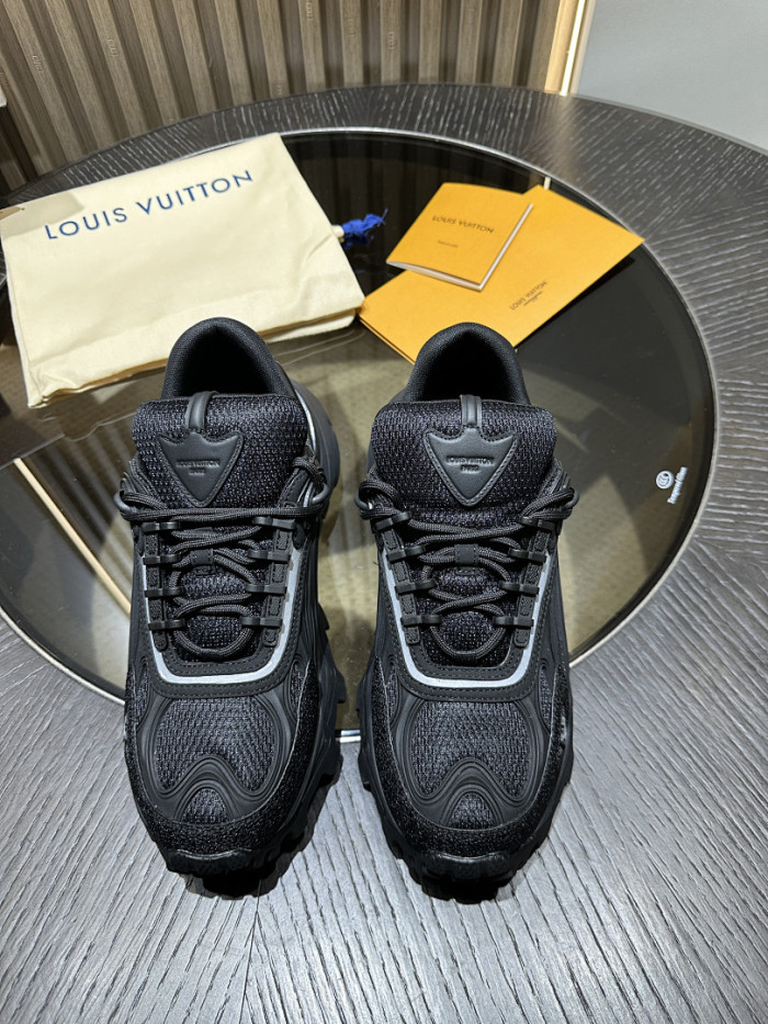 1V SHOES 1VS02