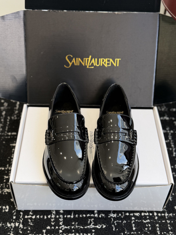 Y51 LOAFERS T0425-166