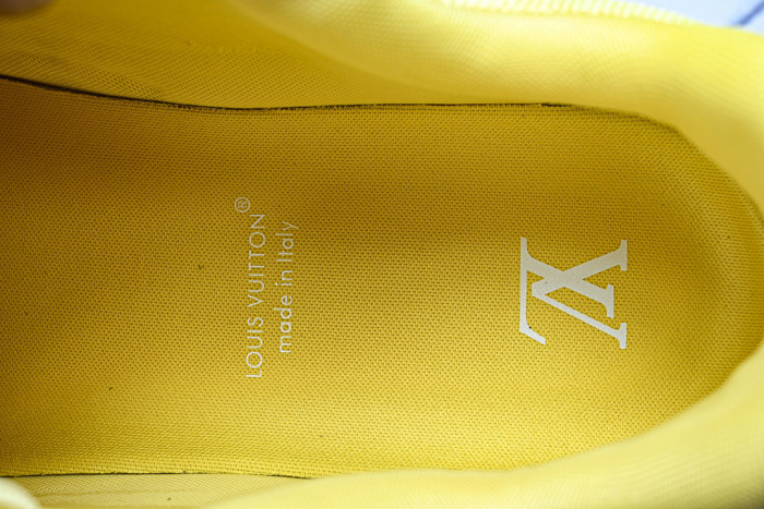 1V TRAINER 1VTR033