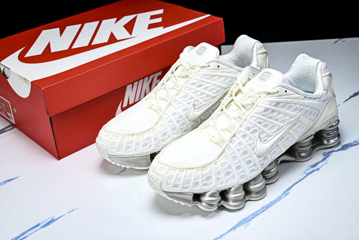 Nike Wmns Shox TL 