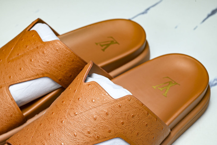 1*V SLIPPERS 11V0107-108