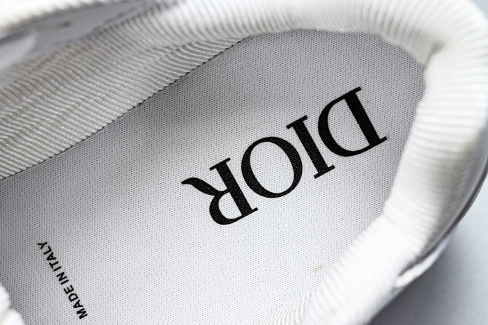 D10R B27 SNEAKERS BNOP235-111