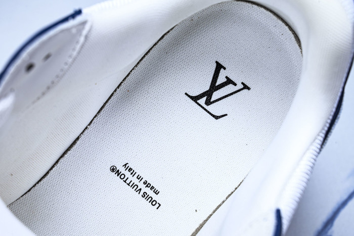 1V TRAINER 1VTR098