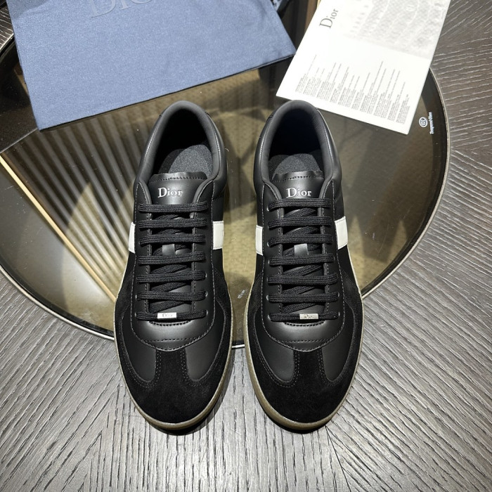 D10R SHOES B01 D896-190