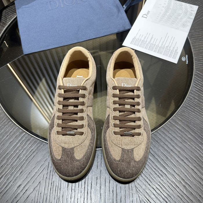 D10R SHOES B01 D896-193