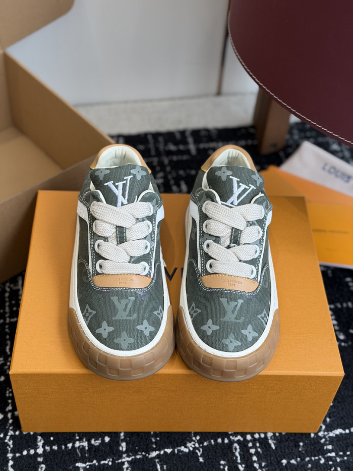 1V SHOES 1VS74