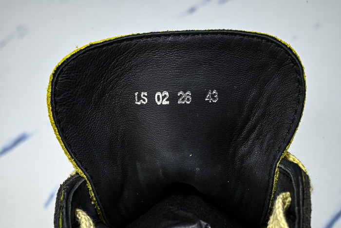 D10R Sneaker D897-238