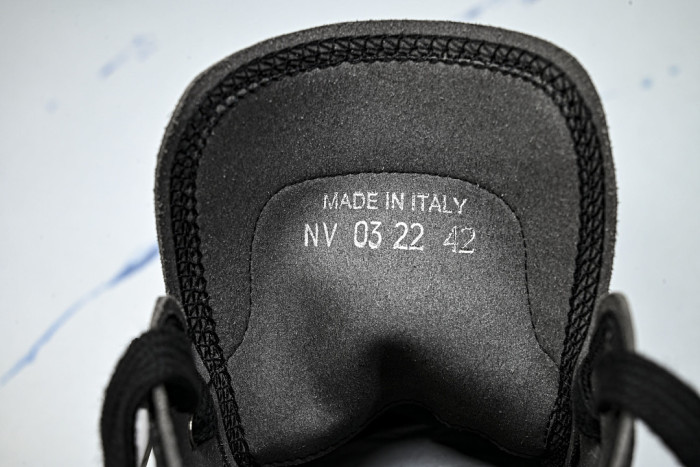 D10R B23 Sneakers DR1256-5603