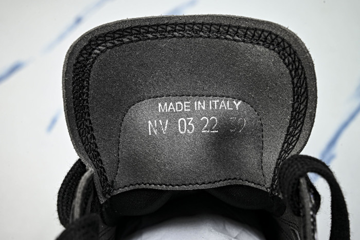 D10R B23 Sneakers DR1256-5615