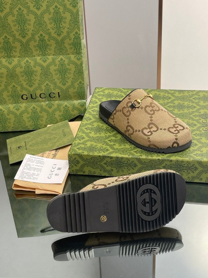 guc* slippers dr258-062