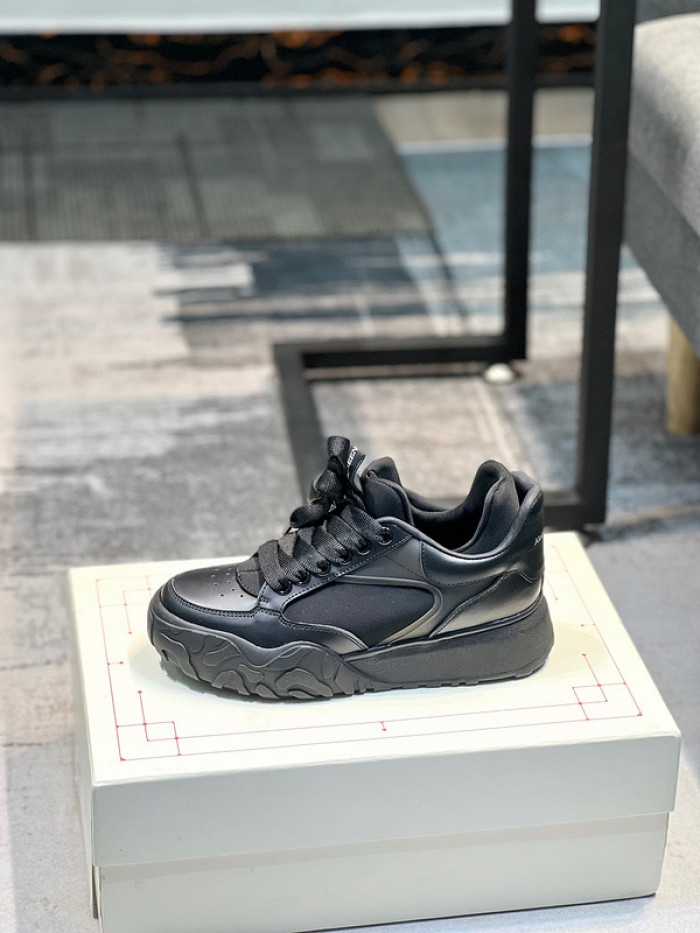 A1EXANDER M*QUEEN SNEAKERS WHGP7-144