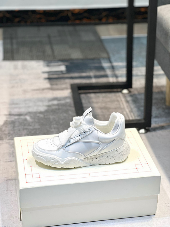 A1EXANDER M*QUEEN SNEAKERS WHGP7-155