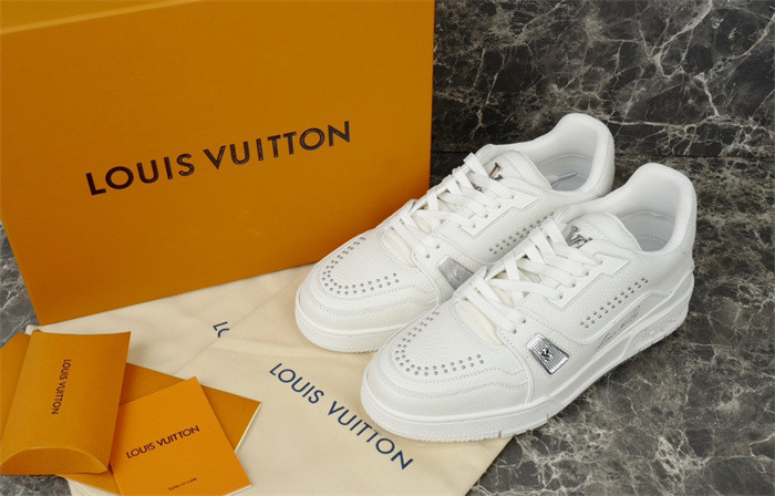 1V SNEAKERS 1V0425-094