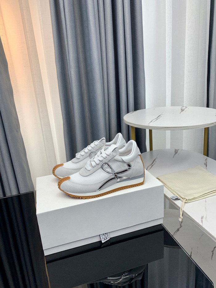 L0EWE SNEAKERS T0425-094