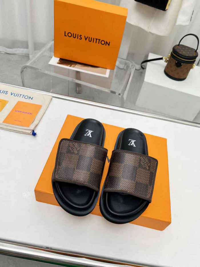 1*V SLIPPERS 11V0107-020