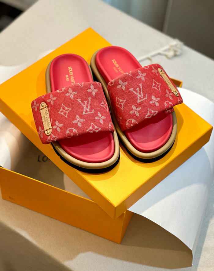 1*V SLIPPERS 11V0107-052
