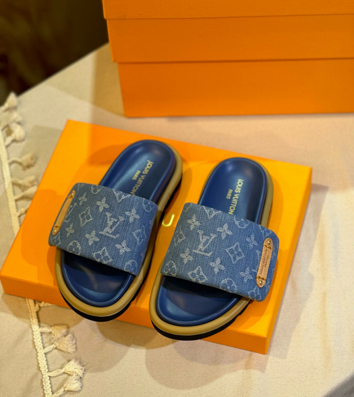 1*V SLIPPERS 11V0107-058