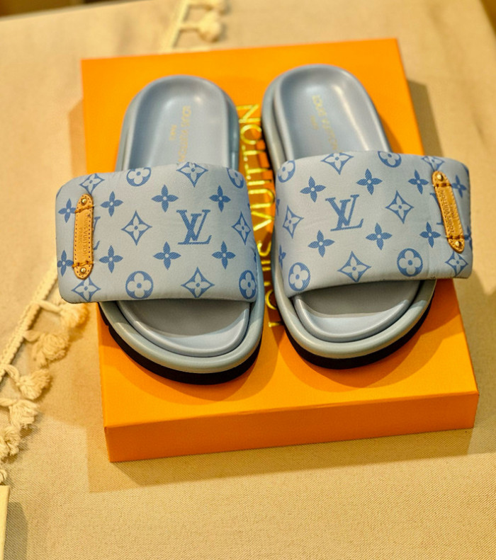 1*V SLIPPERS 11V0107-059