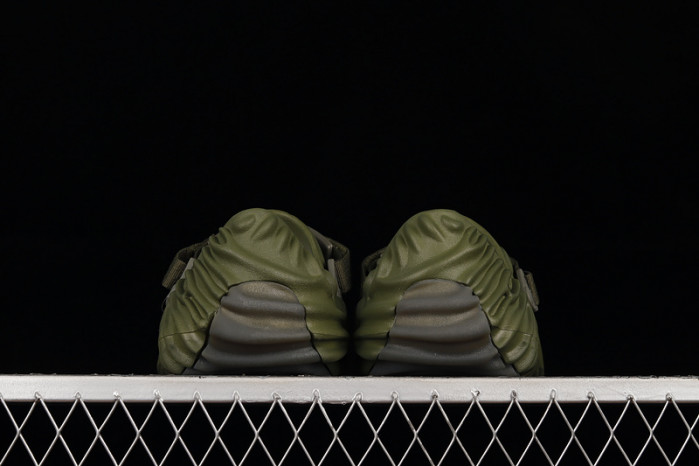 Salehe Bembury x Cr0c5 Polle x Clog "Army Green"
