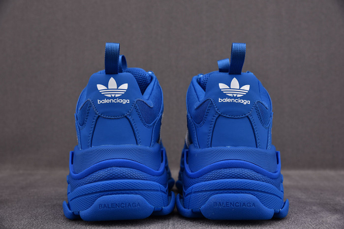 blcg sneaker triple.s sneakers 566932 w1fc3 9563