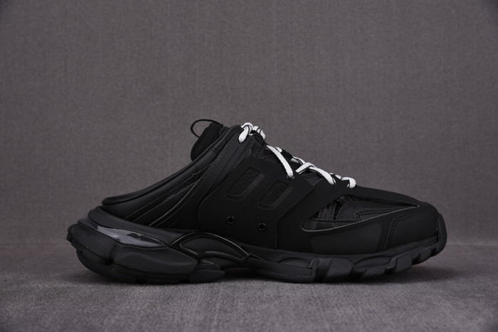 blcg wmns track mule