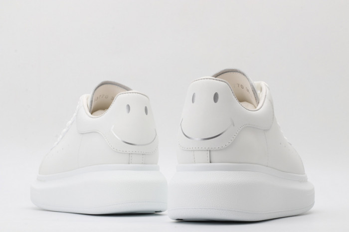 A1exa*der Mcqv*en SNEAKERS MC5563-056