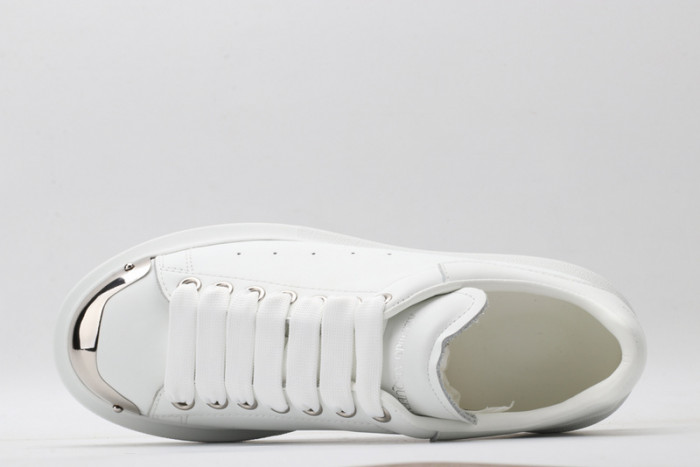 A1exa*der Mcqv*en SNEAKERS MC5563-057