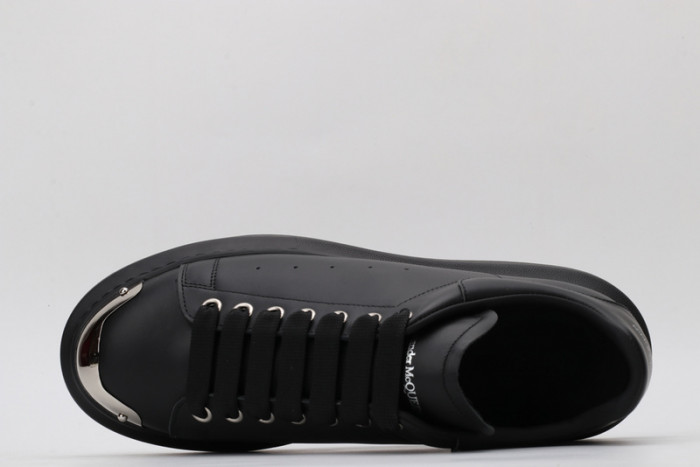 A1exa*der Mcqv*en SNEAKERS MC5563-059