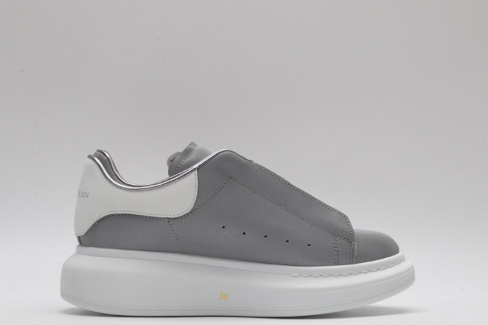 A1exa*der Mcqv*en SNEAKERS MC5563-085