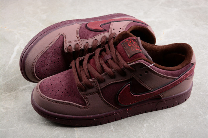 Nike SB Dunk Low "Valentine