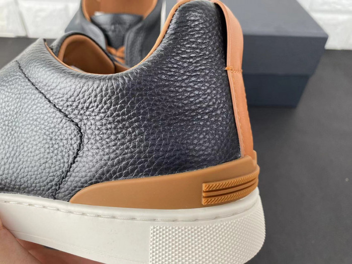 Z3GNA SNEAKERS T0425-068