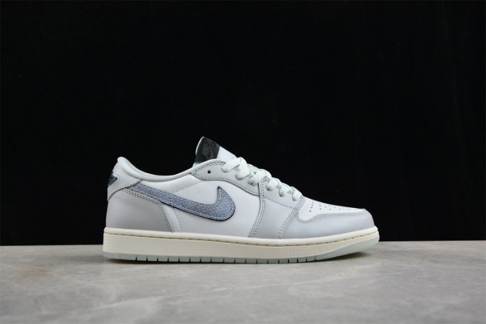 Air Jordan 1 Retro Low OG 