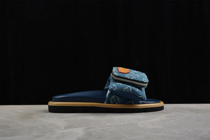 1*V SLIPPERS 11V0107-060