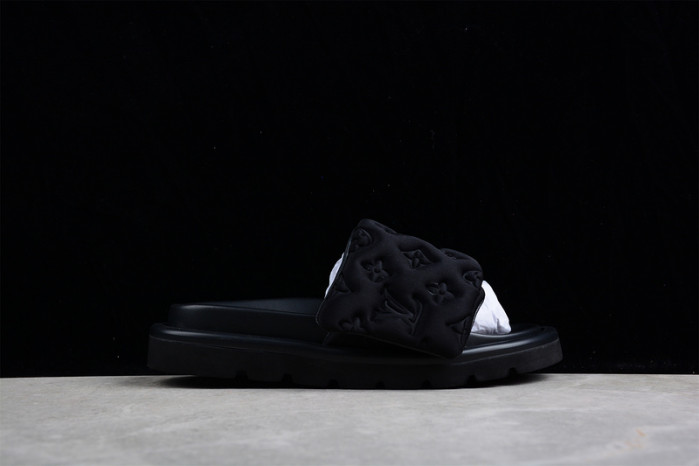 1*V SLIPPERS 11V0107-063