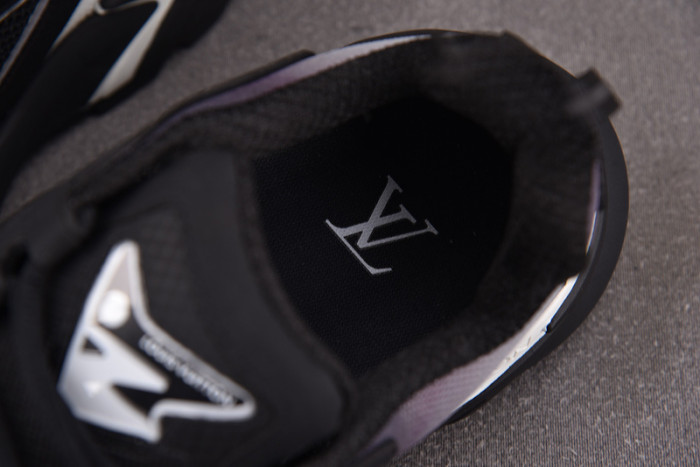 1V SNEAKERS 1V0425-233