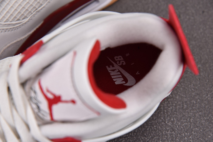 Nike SB x Air Jordan 4 Retro SP