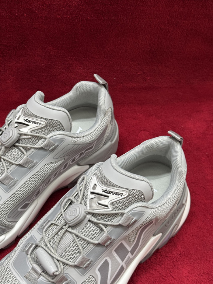 1V SNEAKERS 1V0425-299