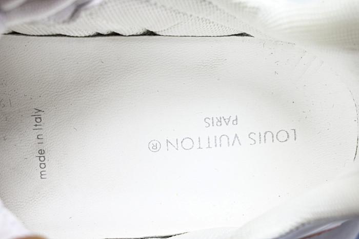 1V SHOES 1VS08