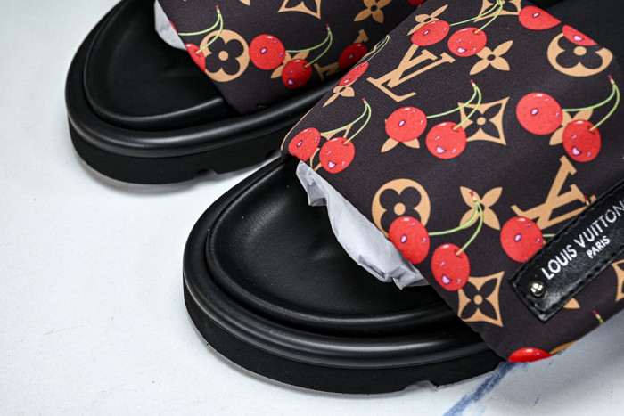 1*V SLIPPERS 11V0107-097