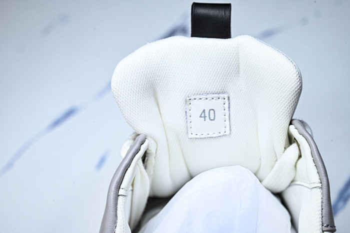 HER*MES SNEAKER HM1028-008
