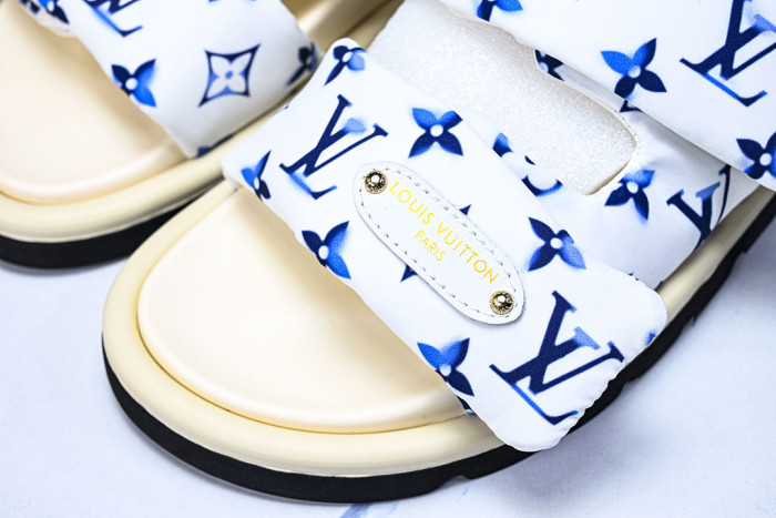 1*V SLIPPERS 11V0107-113