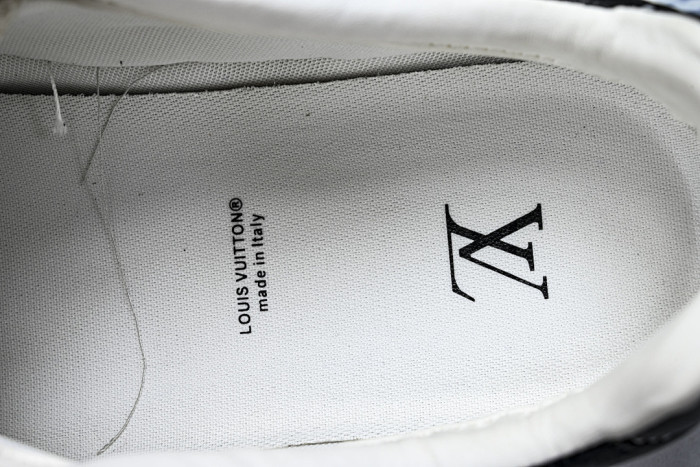 1V SHOES 1VS46