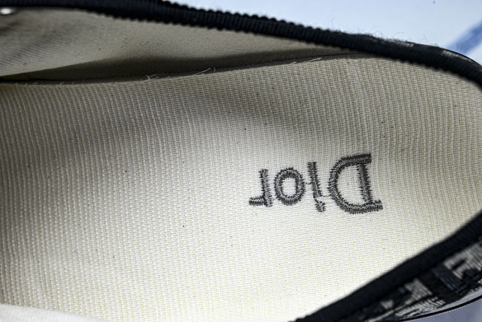 D10R Saltwind D897-213