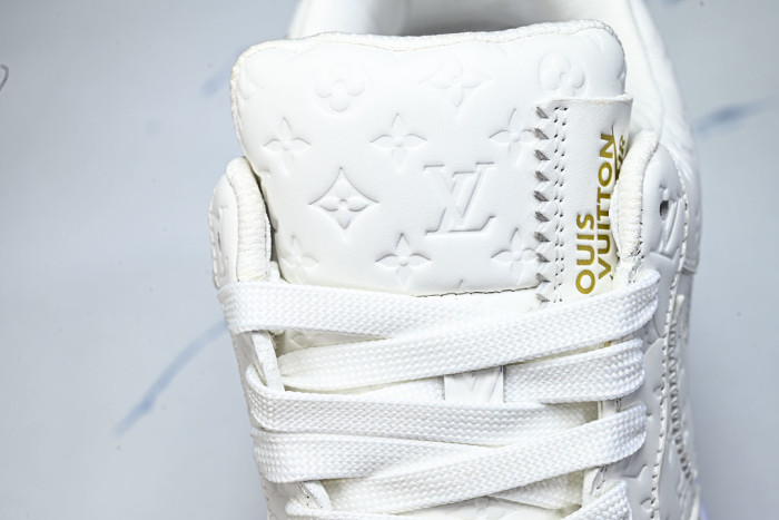 1V X Nike Air Force 11V0425-546