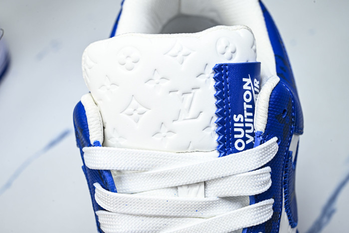 1V X Nike Air Force 11V0425-548